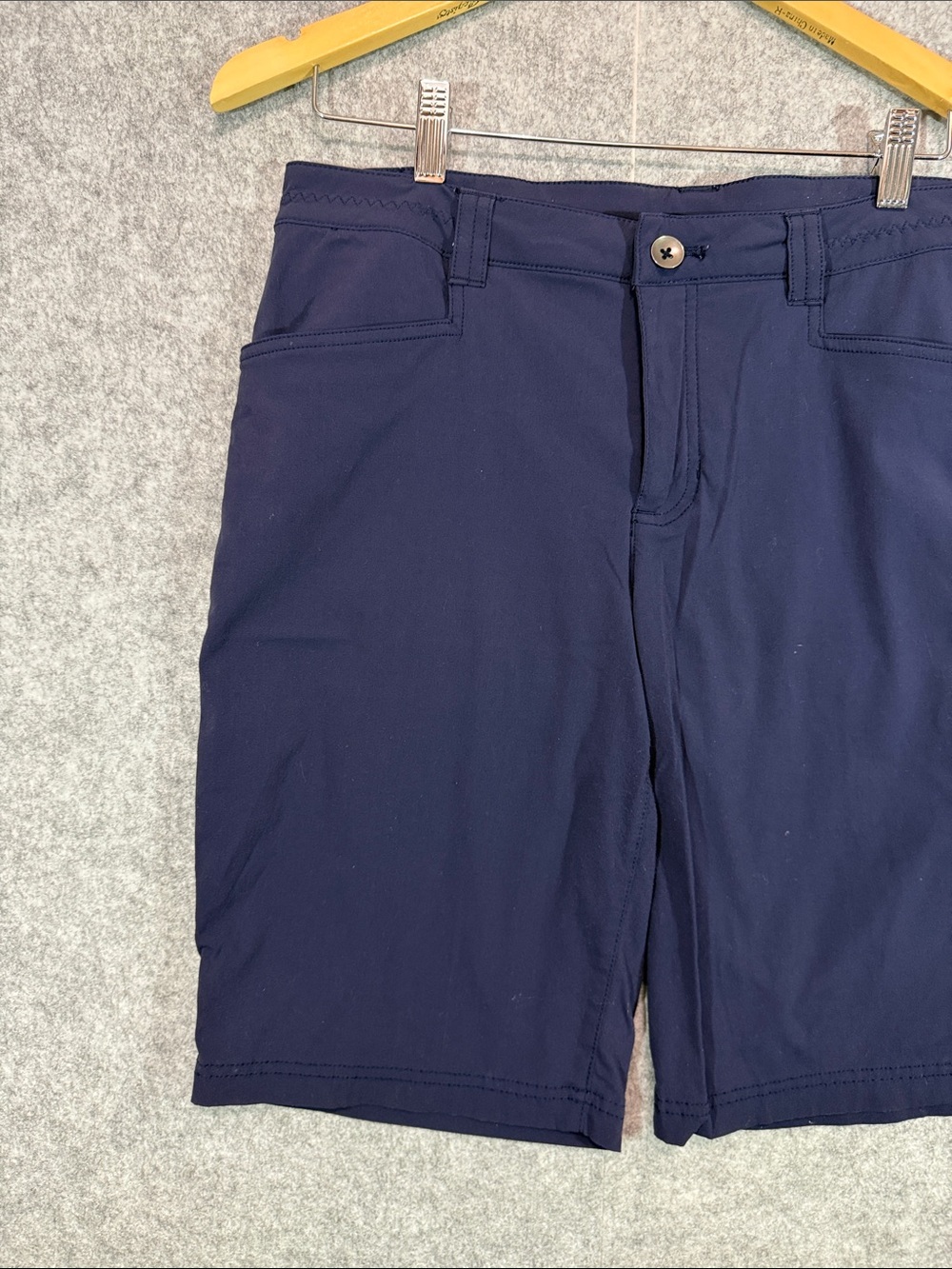 Eddie Bauer Bermuda Shorts - Womens 12 - Navy Blue Casual Beach Vacation Everday - Picture 3 of 10